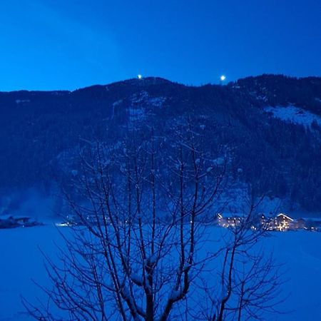 Haus Florian Apartment Mayrhofen Bagian luar foto
