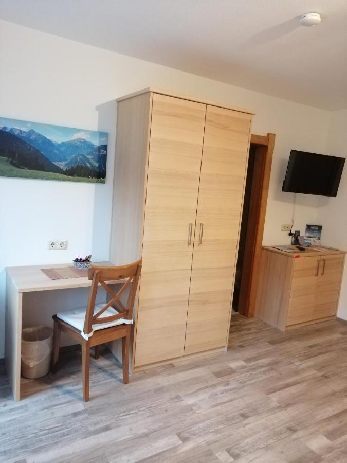 Haus Florian Apartment Mayrhofen Bagian luar foto