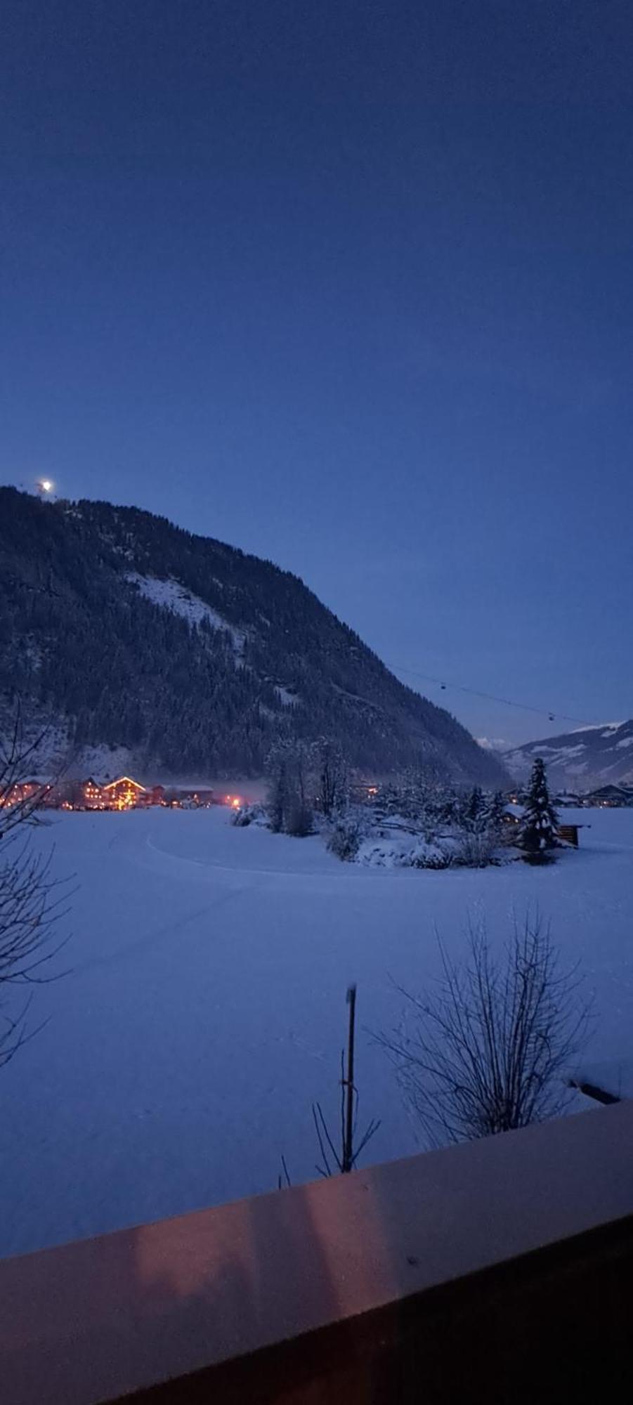 Haus Florian Apartment Mayrhofen Bagian luar foto